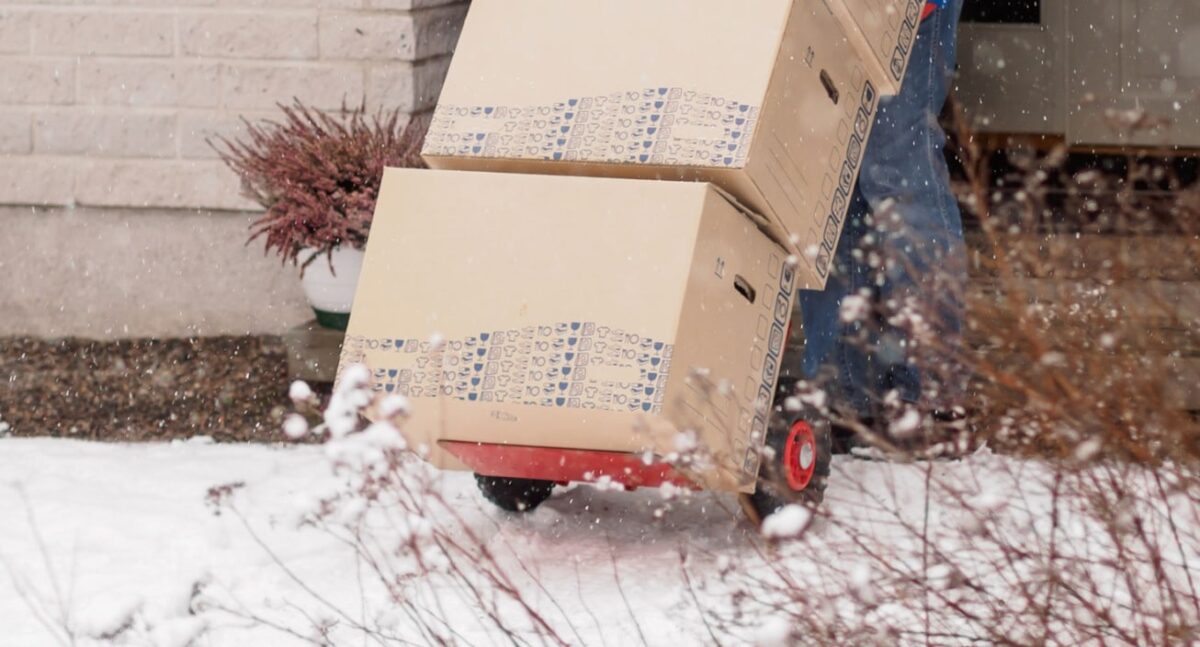 Useful Tips for Moving in the Winter